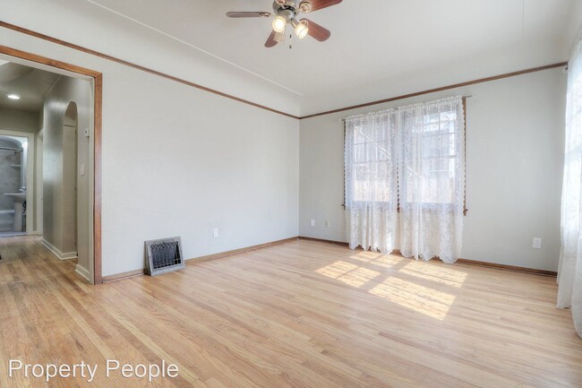 Building Photo - 2 br, 1 bath House - 1311 N 13th St