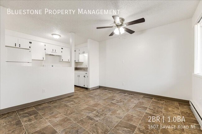 Foto del edificio - 1607 Savage Rd NE