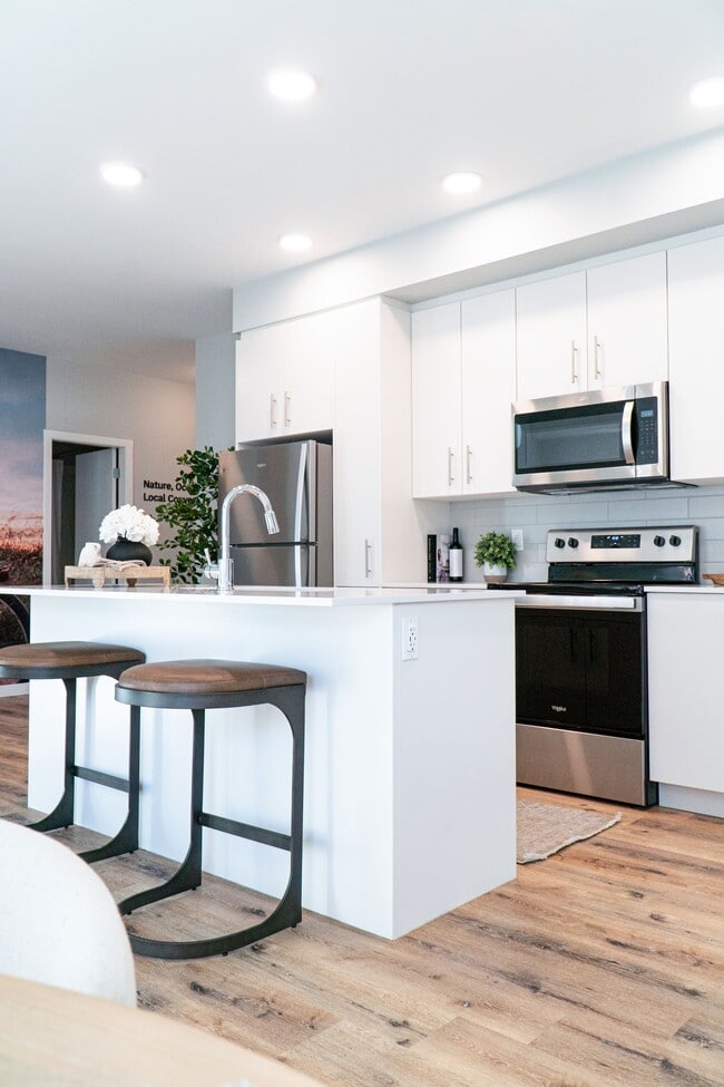 Building Photo - Marakai