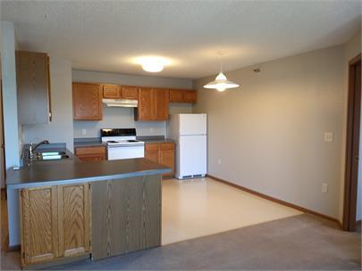 Foto principal - The Meadows at Moose Lake Apartments