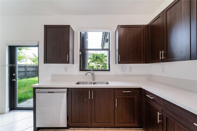 Foto del edificio - 22938 SW 128th Pl