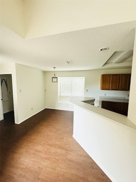 Building Photo - 1217 Buckeye Dr