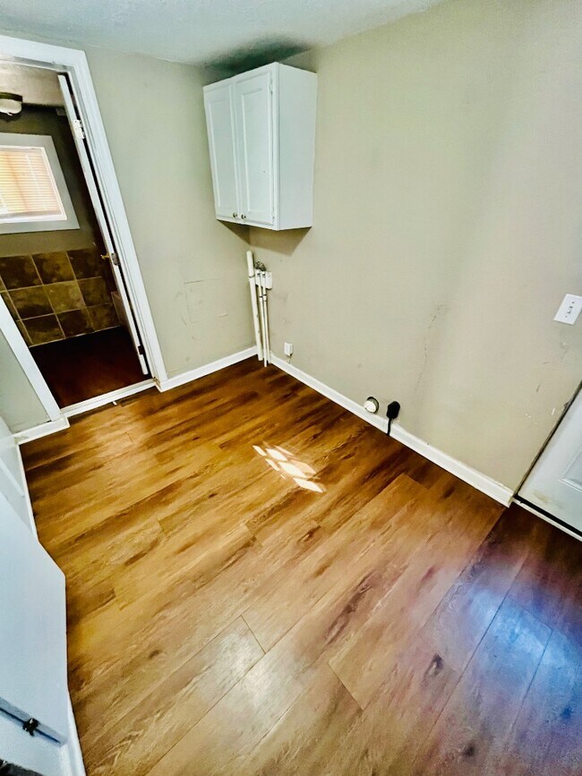 Foto del edificio - 620 N 6th Ave