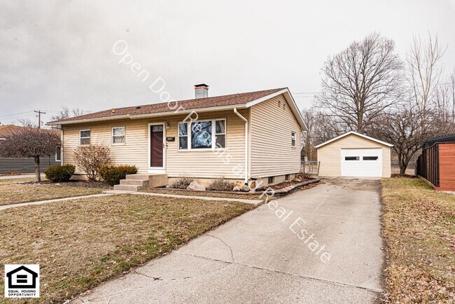 Foto del edificio - Charming 3 Bedroom Home with Fantastic Outdoor Space - Animals Welcome!