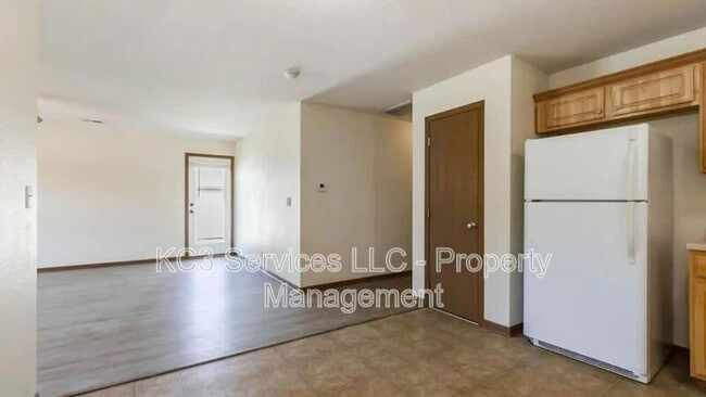 Building Photo - 307 Dauphine St