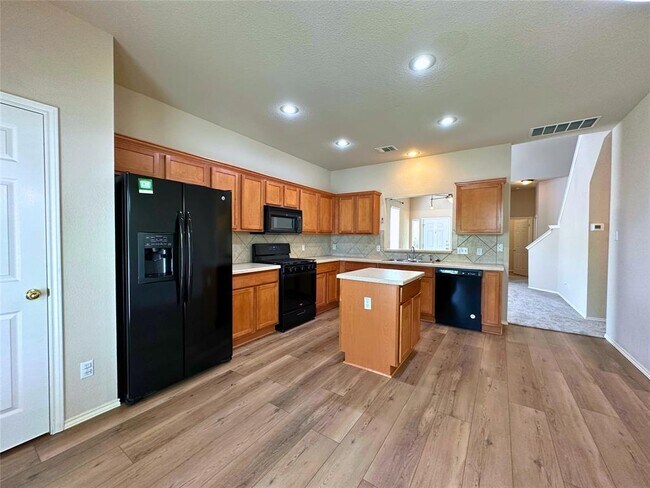 Foto del edificio - 326 Bandstand Ln