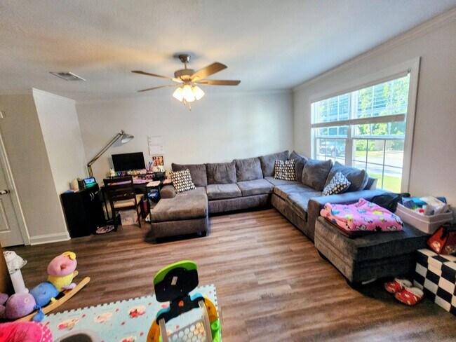 Foto del edificio - CHARMING ONE YEAR OLD PROPERTY