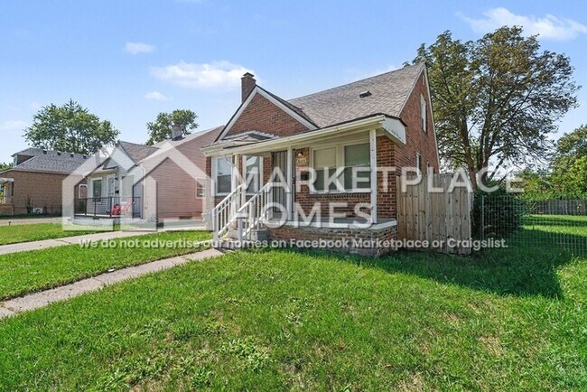 Foto del edificio - 8111 Warwick St