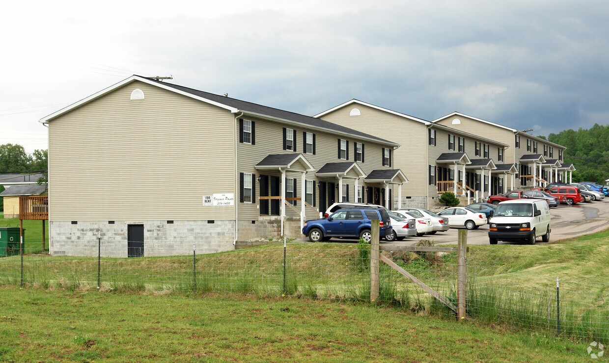 Virginia Pointe Apartments in Winfield, WV