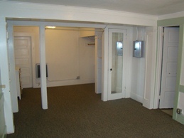 Building Photo - 300 NE Maple St