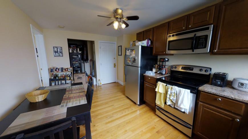 Foto del edificio - 4.0 bedroom in Somerville Massachusetts 02144