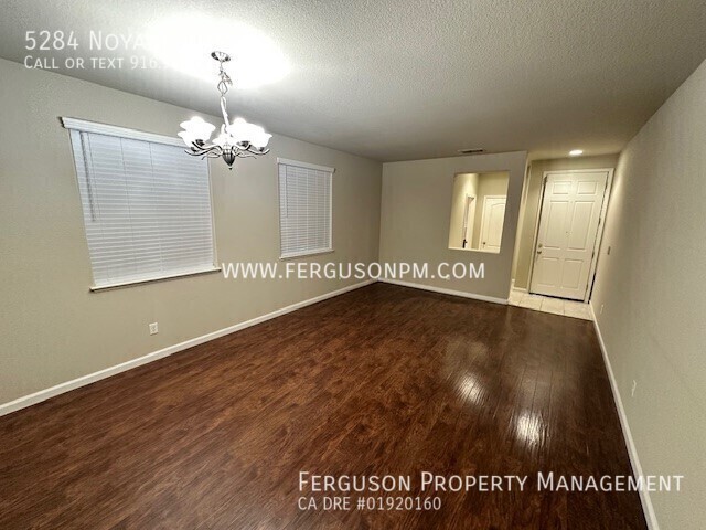 Foto del edificio - Nicely upgraded, move in ready Natomas hom...