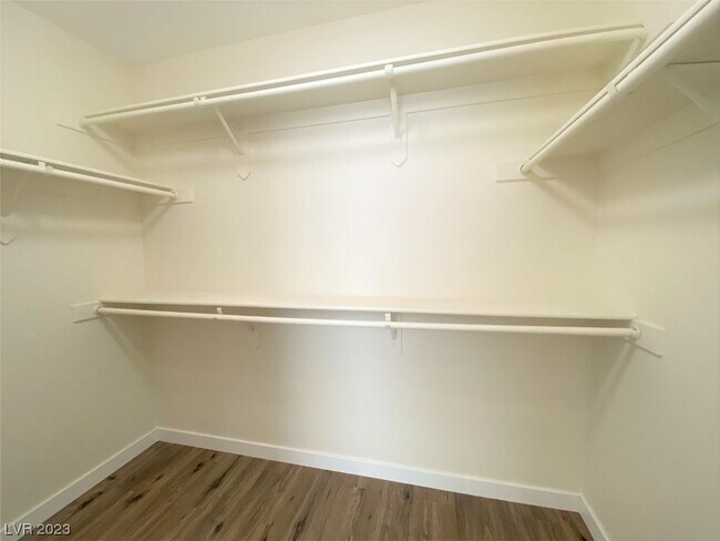 Foto del edificio - 6565 Diamondhead Creek Ct