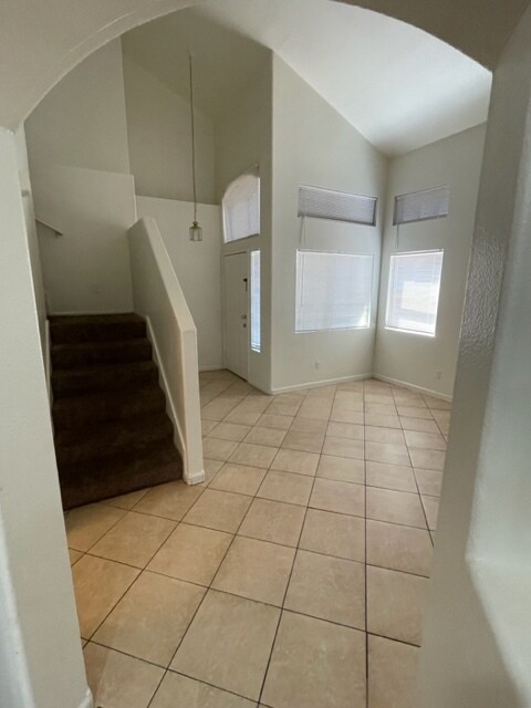 Building Photo - 6644 Jordan River Dr