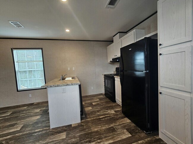 Foto del edificio - 1011 Myakka Dr