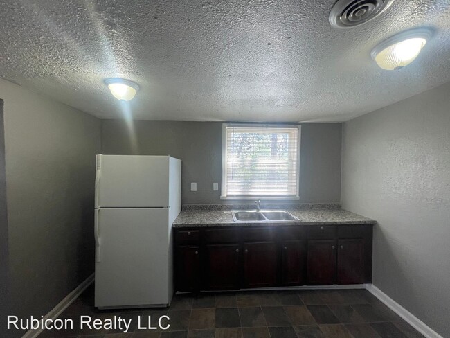 Building Photo - 3 br, 1 bath House - 4446 Kensington Ave