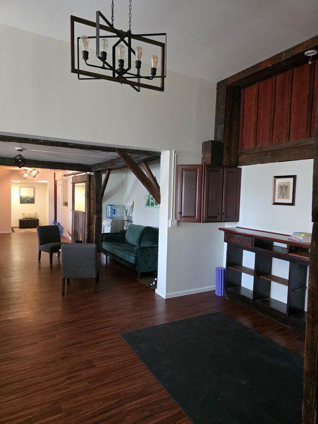 Living dining - 2027 Slaterville Rd