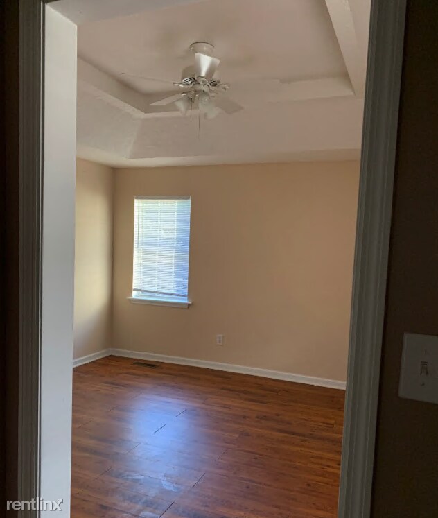 Building Photo - 2 br, 2 bath House - 1013 Fleetwood Dr