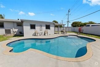 Building Photo - 1708 NW 58th Ave