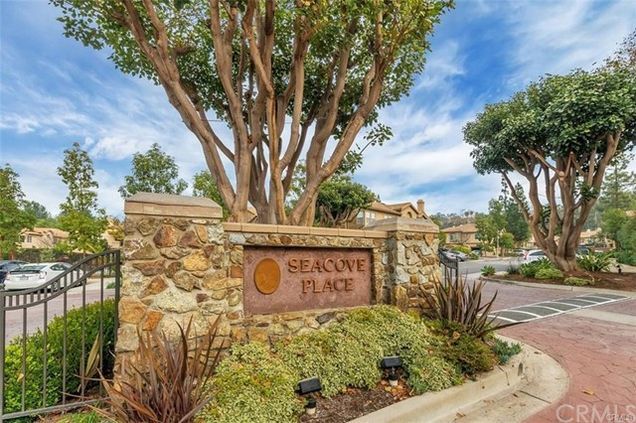 Community Entrance - 47 Night Heron Ln