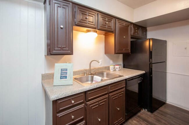 Building Photo - Magnolia Pointe