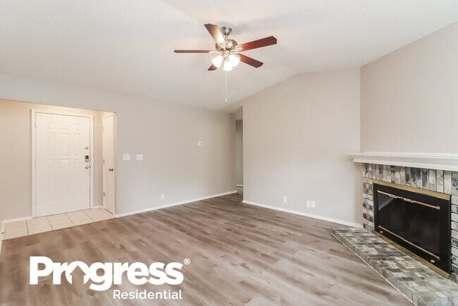 Foto del edificio - 619 S Waxahachie St