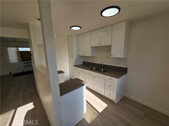 Foto del edificio - 554 E Hurst St