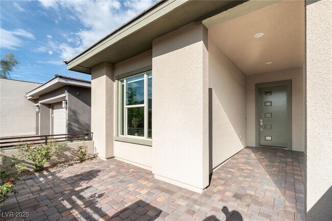Building Photo - 446 Point Sur Ave