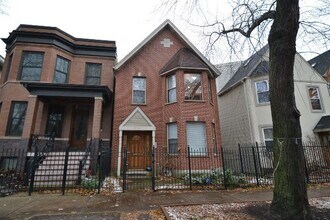 Building Photo - 3121 N Hoyne Ave