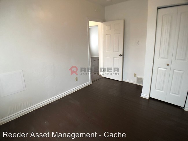 Building Photo - 2 br, 1 bath House - 13437 North 4500 West