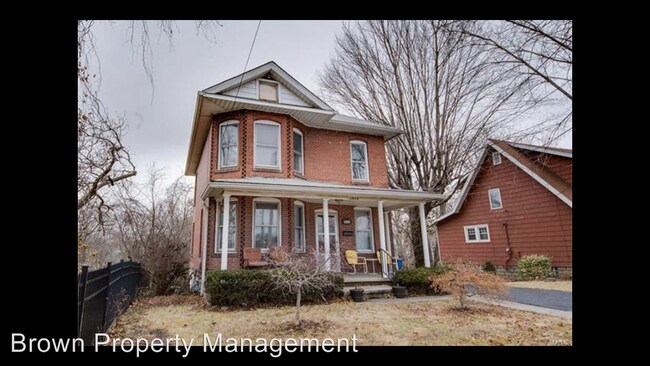 Foto del edificio - 3 br, 2 bath House - 1010 Washington ave.