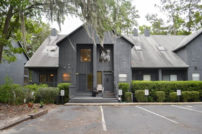 Photo - Spacious 2BR/2BA + Loft Near UF – Multiple...