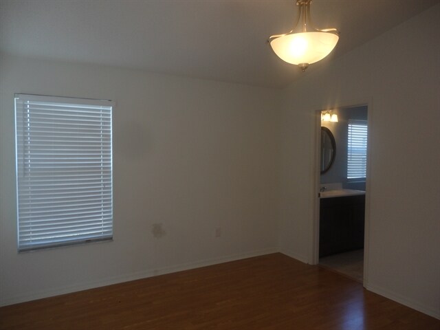 Foto del edificio - 11802 Lark Song Loop