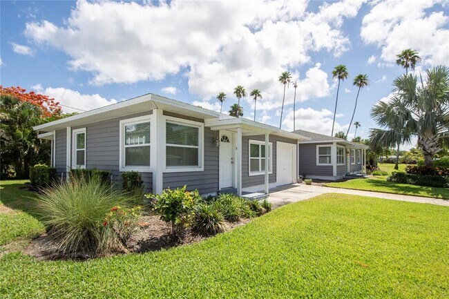 Foto del edificio - 3200 W Debazan Ave