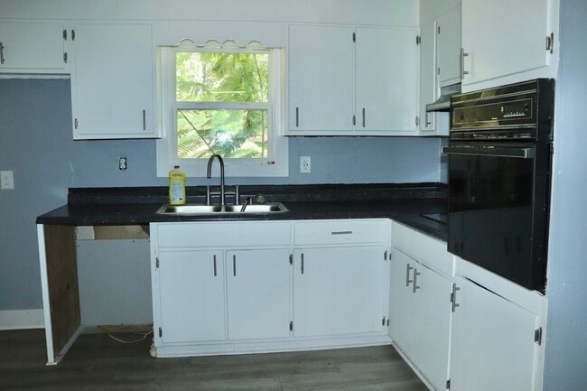 Building Photo - 49980 AL-21