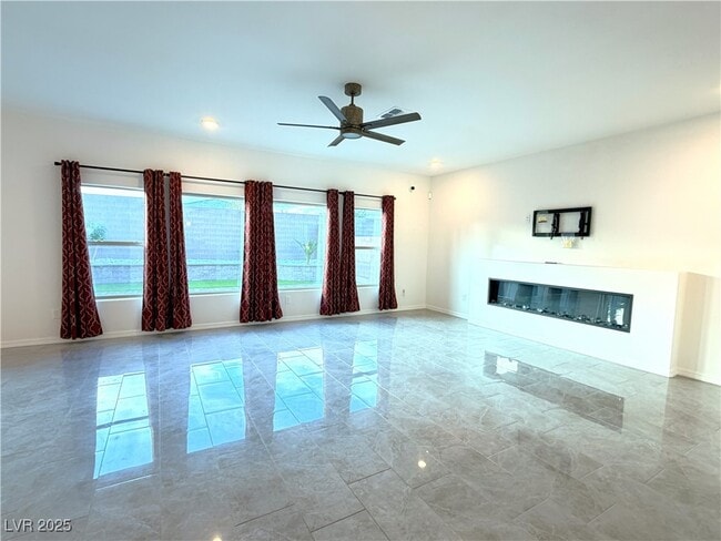 Foto del edificio - 8415 Iron Heart Ln