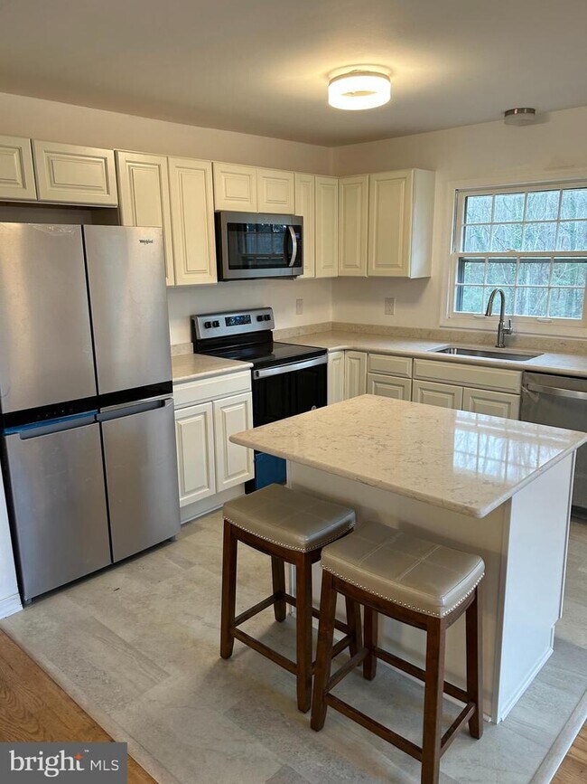 48565 Beachville Rd, Saint Inigoes, MD 20684 House Rental in Saint