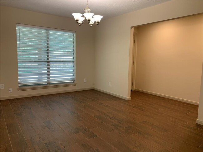 Building Photo - 7119 Lewis Ln