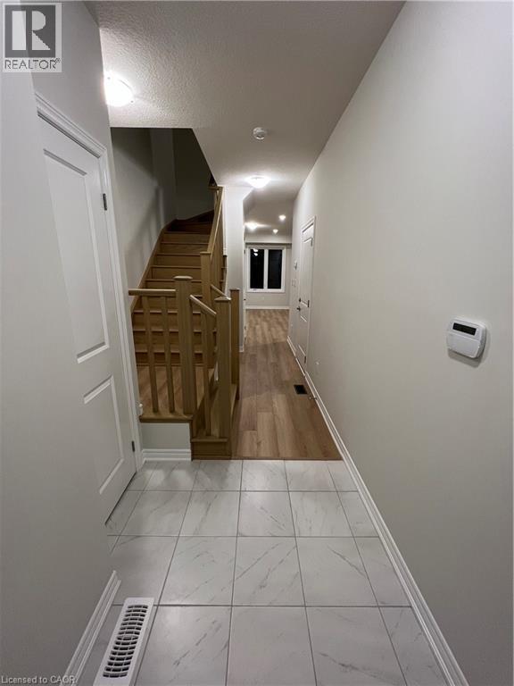 Photo du bâtiment - 5 Genoa Dr