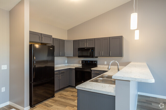 1BR, 1BA - 752SF - Kitchen - Jefferson Heights Apartments, LLC