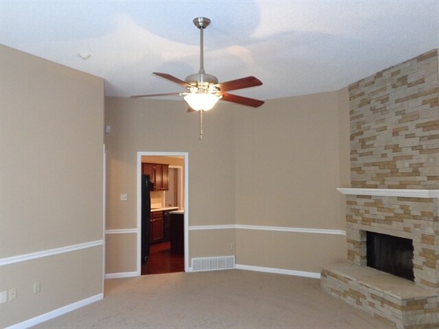 Foto del edificio - 6556 Brickmont Road