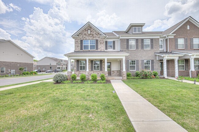 Building Photo - 531 Swanholme Dr
