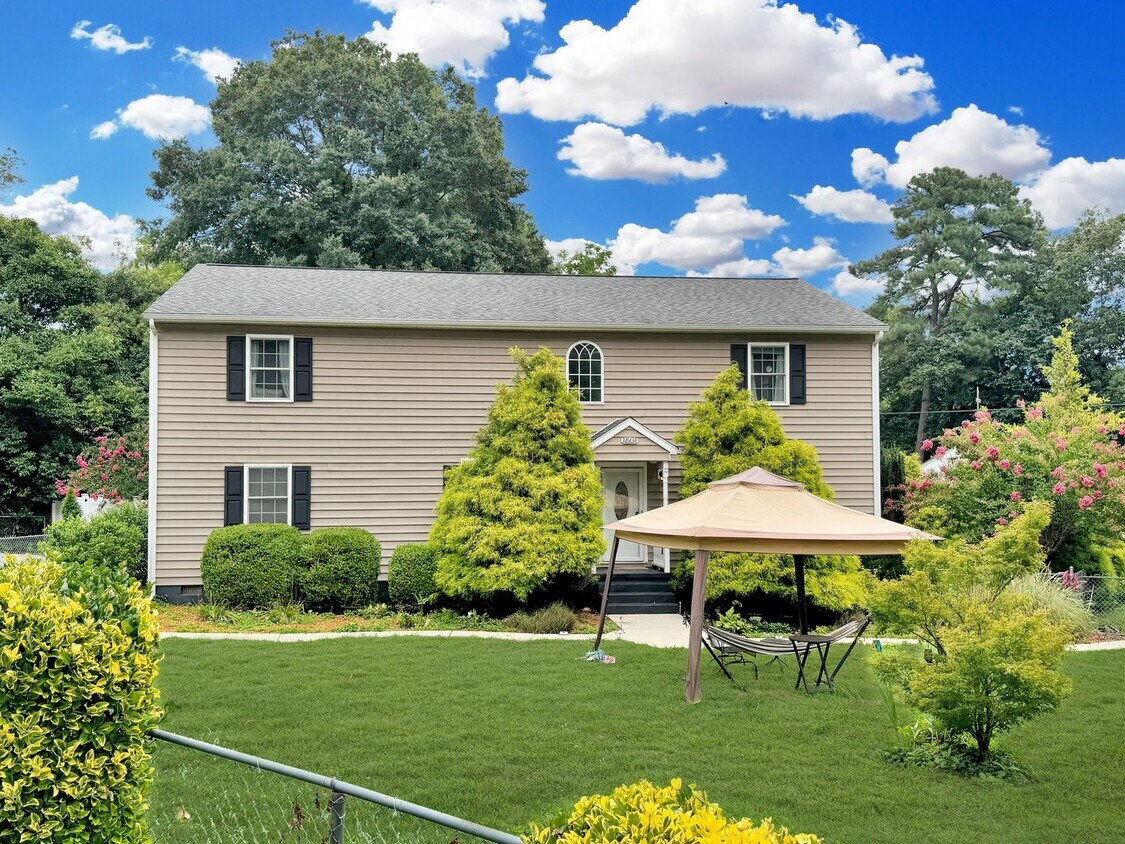 Primary Photo - Spacious West End Home With Outdoor Charm!