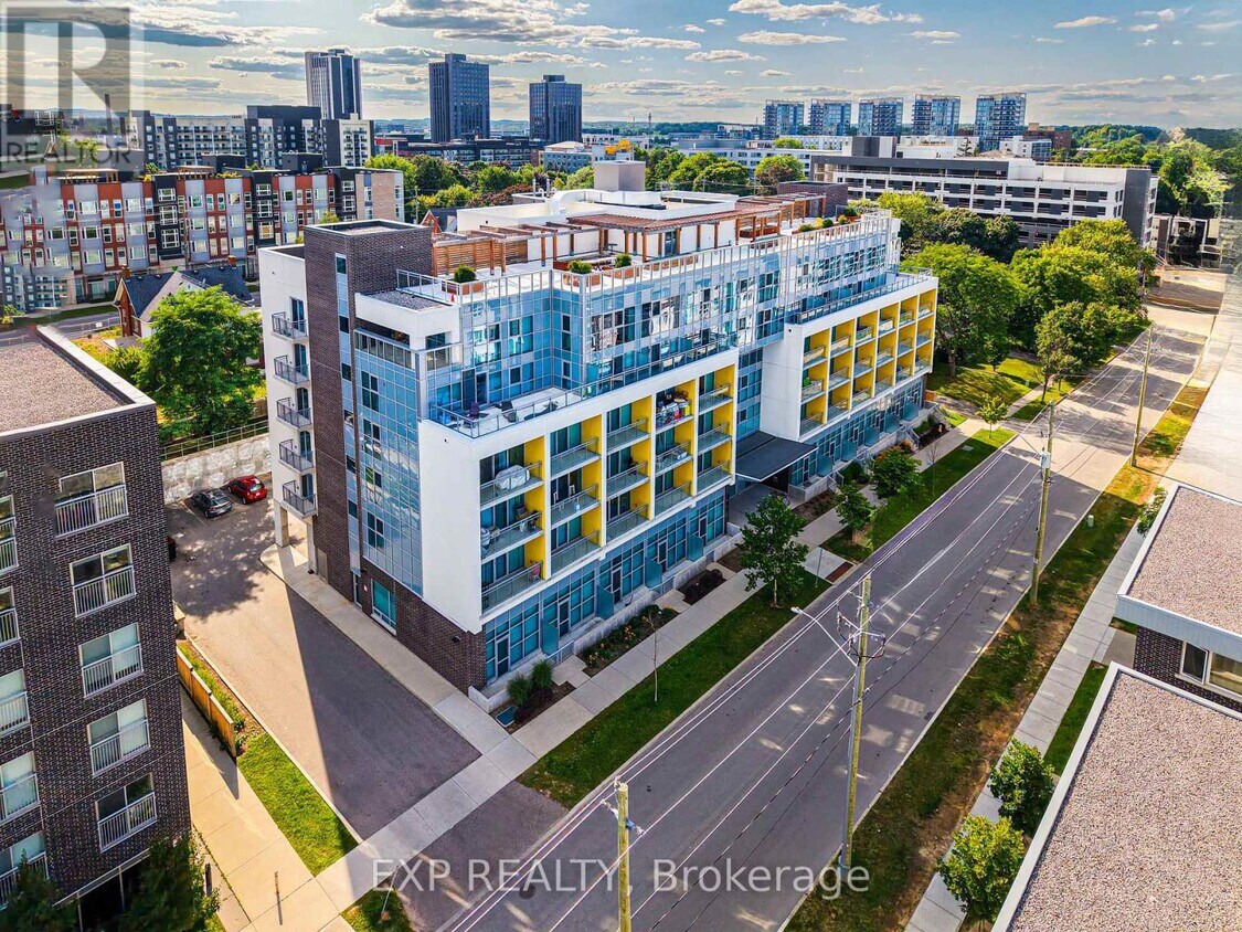 Photo principale - 257-257 Hemlock St