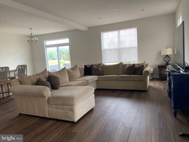 Foto del edificio - 30 S Tompkins Square