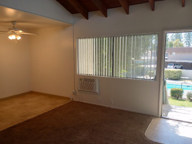 Foto del edificio - 5001 Hunter Ave