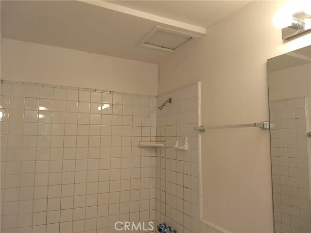 Building Photo - 4804 Del Amo Blvd