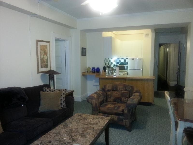 Foto principal - 19 Beacon St
