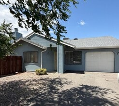 Building Photo - 8360 E Lakeshore Dr