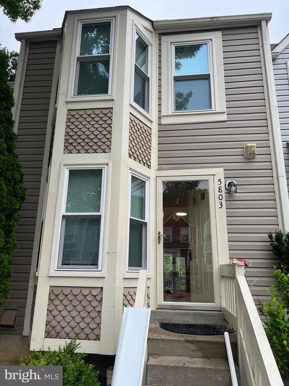 Primary Photo - 5803 Norham Dr